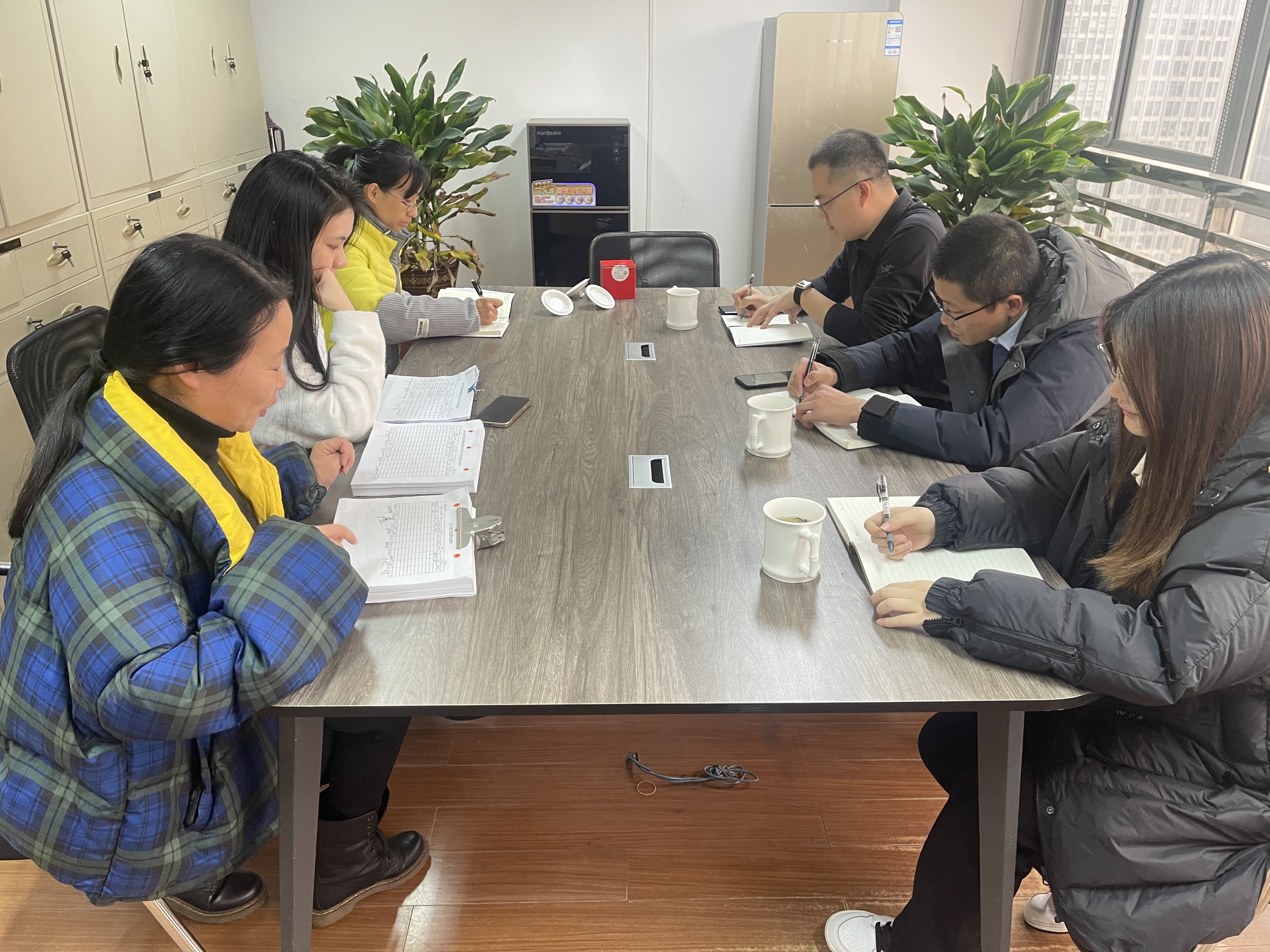 1675986628659901.jpg 20230210臺州市人才資源公司學習交流會 毛譯聆攝.jpg