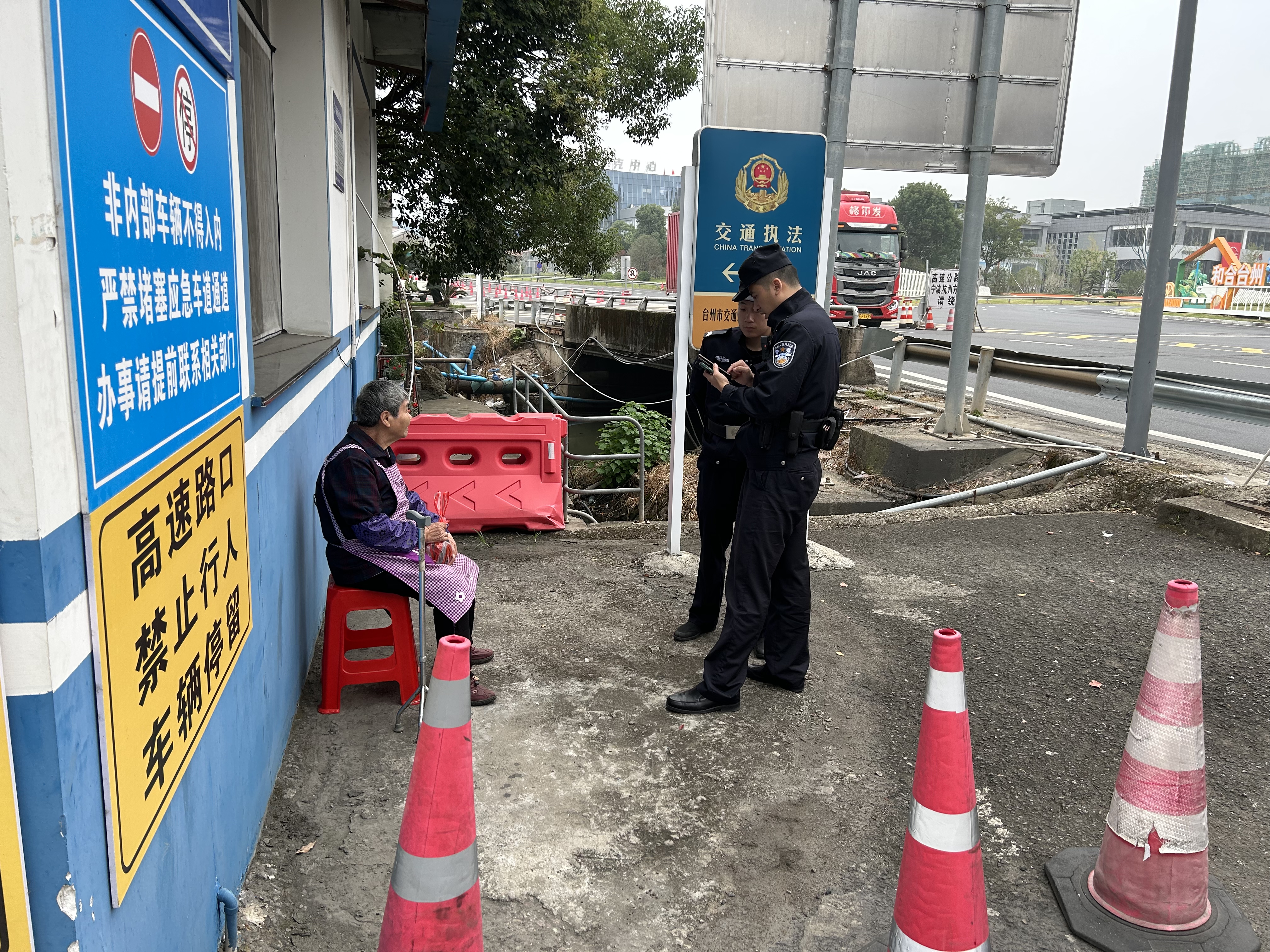 1697186929646469.jpg 鮑宏旭1.jpg