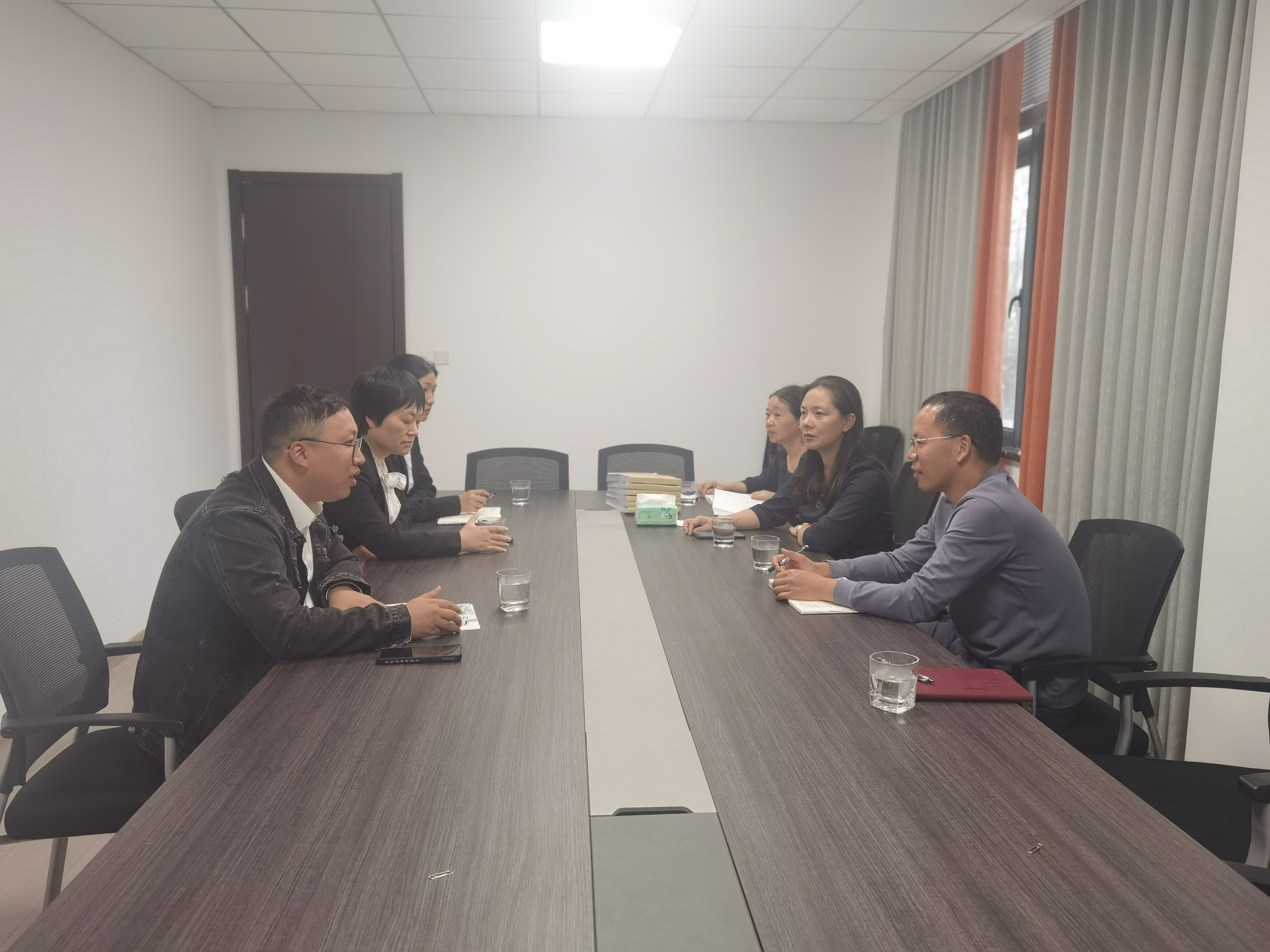 1698309313899061.jpg 馨月灣財務檢查交流現(xiàn)場.jpg