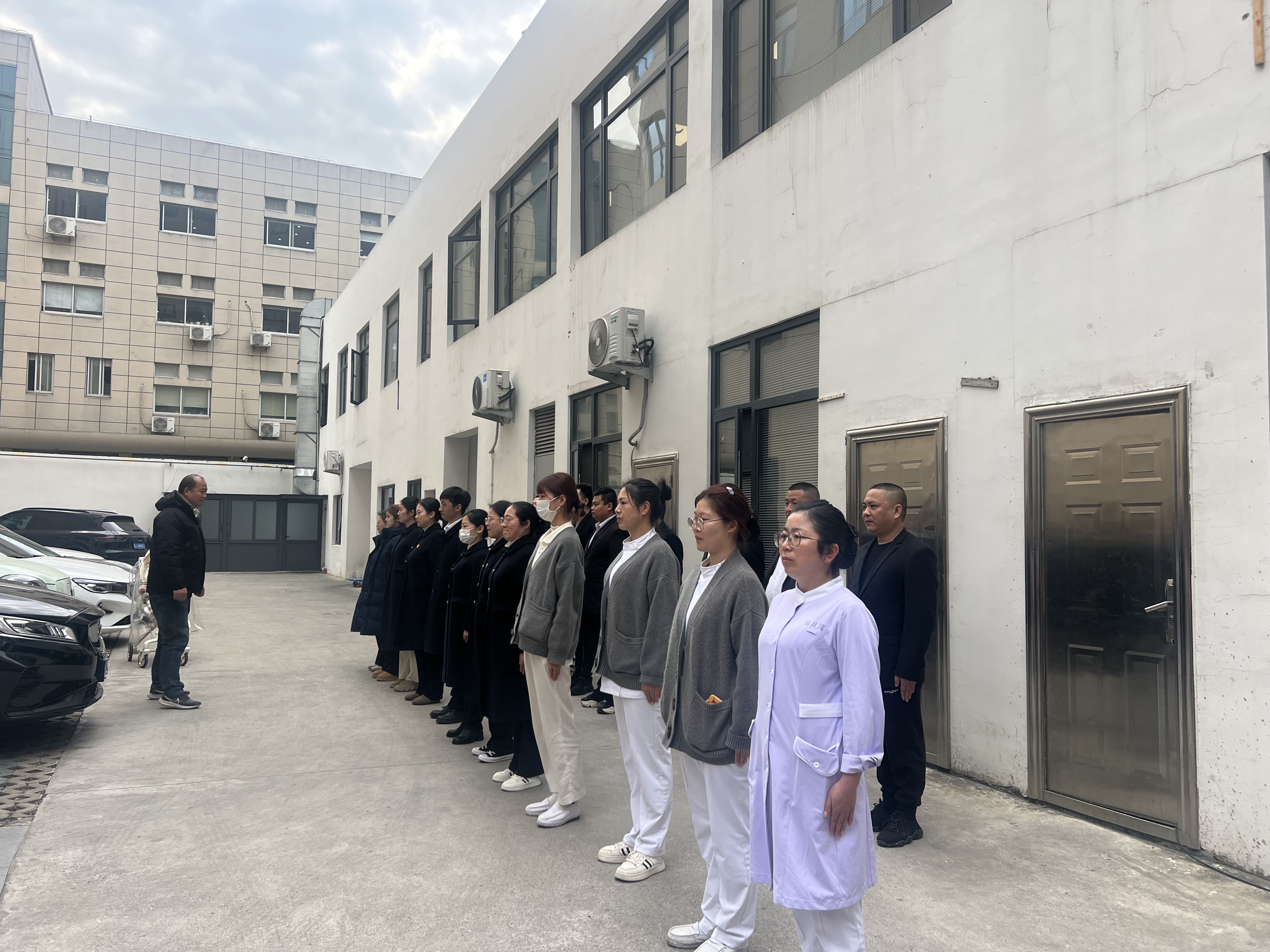 1739861752839076.jpg 1d231f76cdcac852888c43d6cd7ea5e.jpg