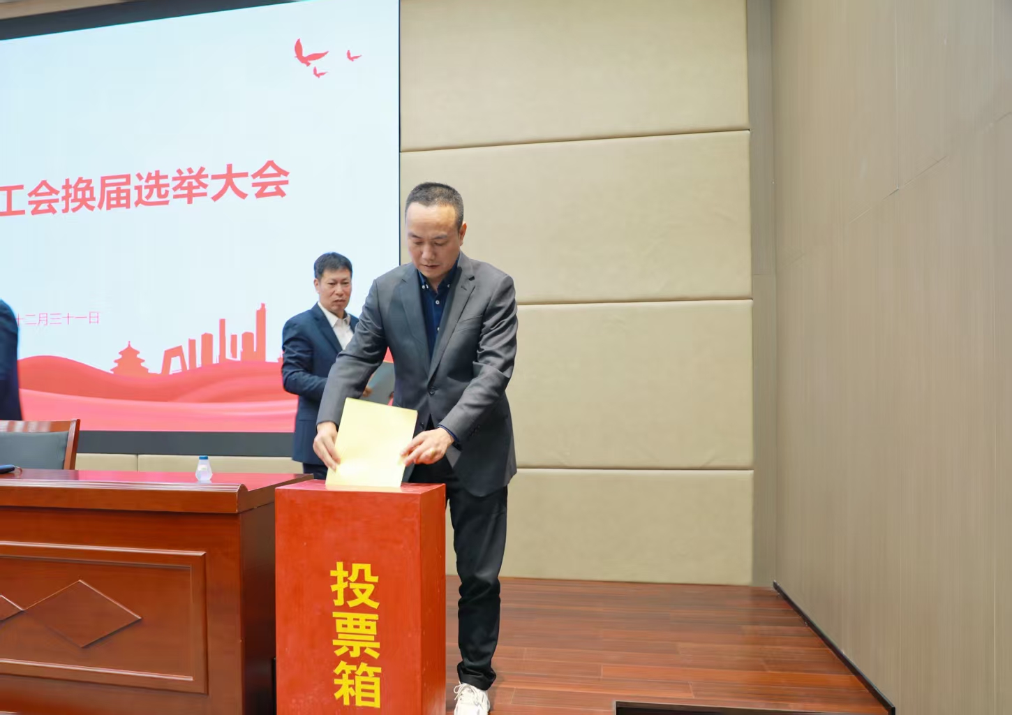 1767493598399390.jpg 5eea4ecddcfb8ce16502fb2d923fb4be.jpg